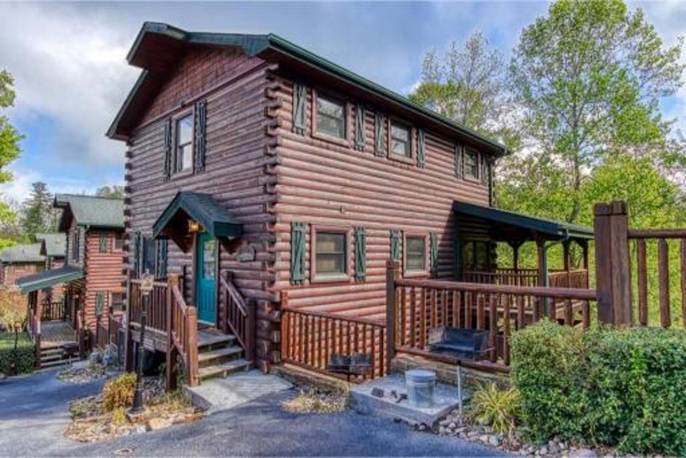 Hébergement de vacances Dreams True With Luxury Cabin! *